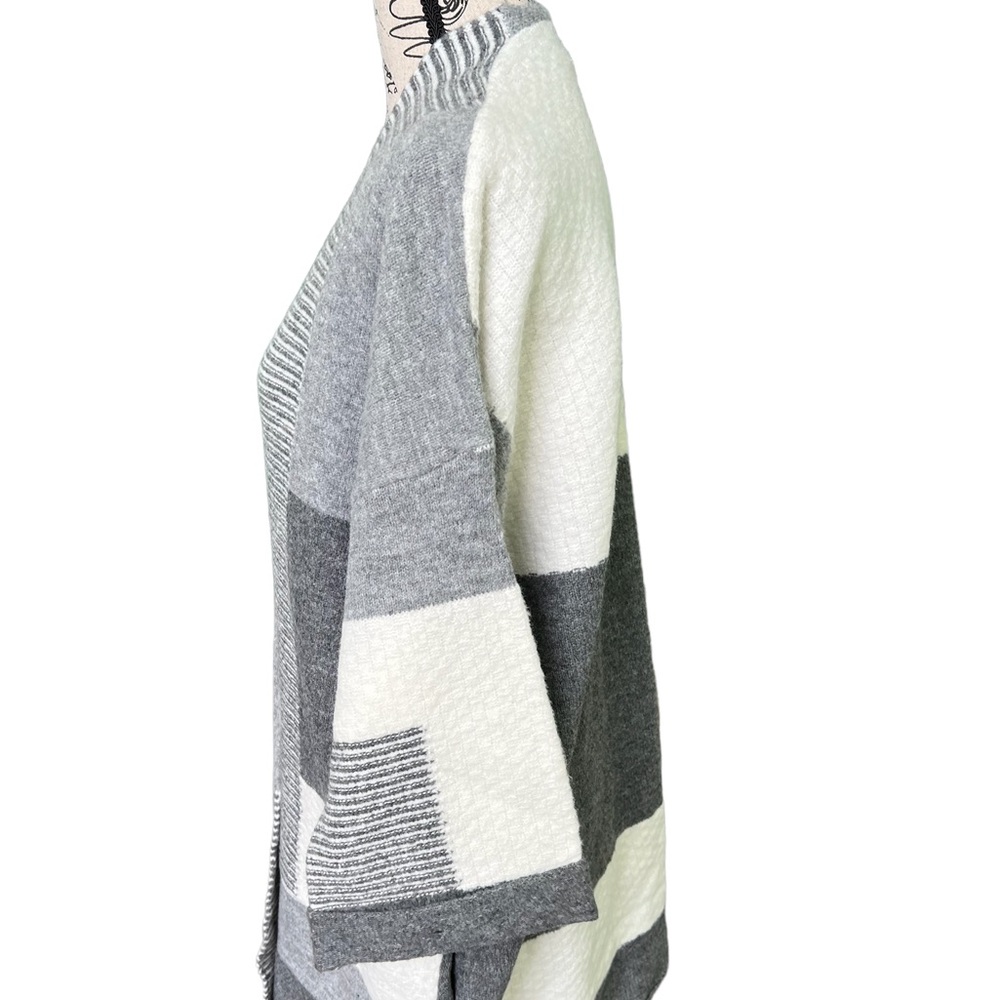 Cyrus Sweater - Picture 8 of 11